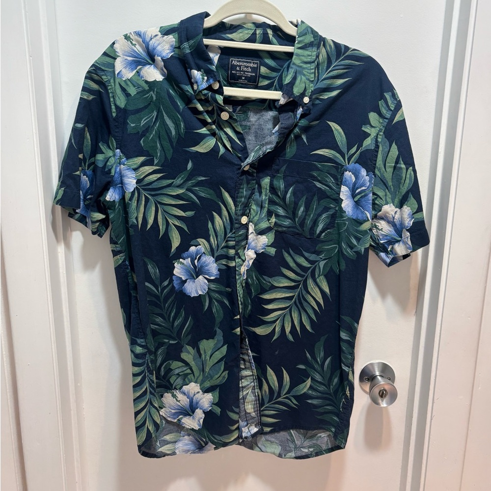Men’s casual button up